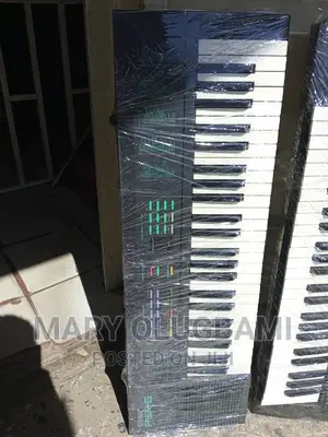 Yamaha PSR 73