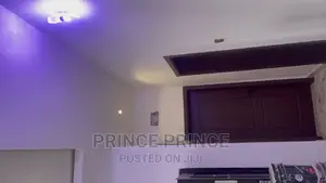 Furnished 2bdrm Block of Flats in Surulere for rent