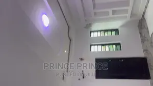Furnished 2bdrm Block of Flats in Surulere for rent