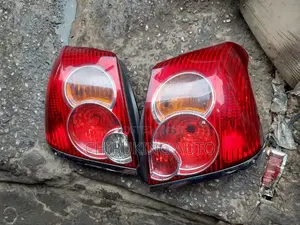 Backlight Toyota Avensis 2006