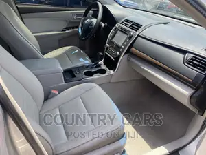 Toyota Camry 2015 Silver