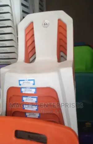 Quality Plastic Chairs