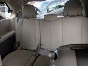 Toyota Sienna XLE AWD 7-Passenger 2013 Silver