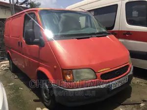 Ford Transit 2002 Pink