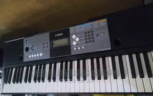 Uk Used Yamaha PSR-E233 Keyboard