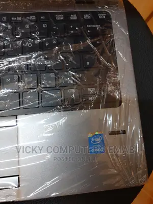 Laptop HP EliteBook 820 G2 8GB Intel Core I5 SSD 256GB