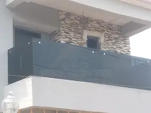 Quality Frameless Glass