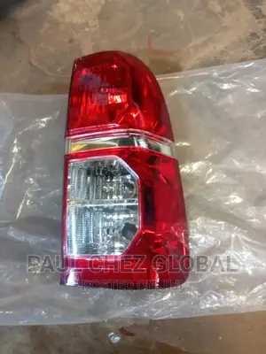 Rear or Back Light Toyota Hilux 012