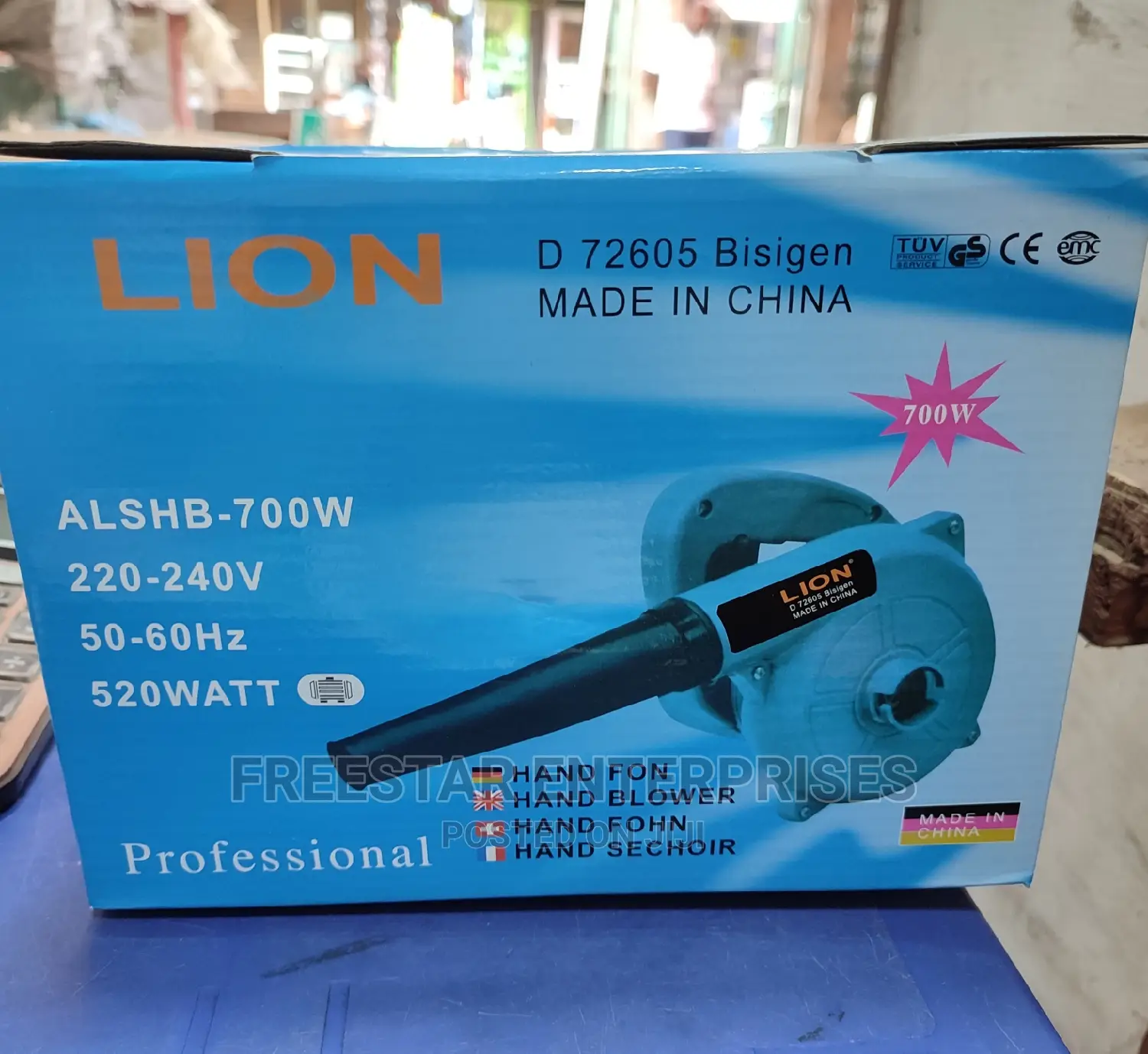 LION 700watts Electric Blower.
