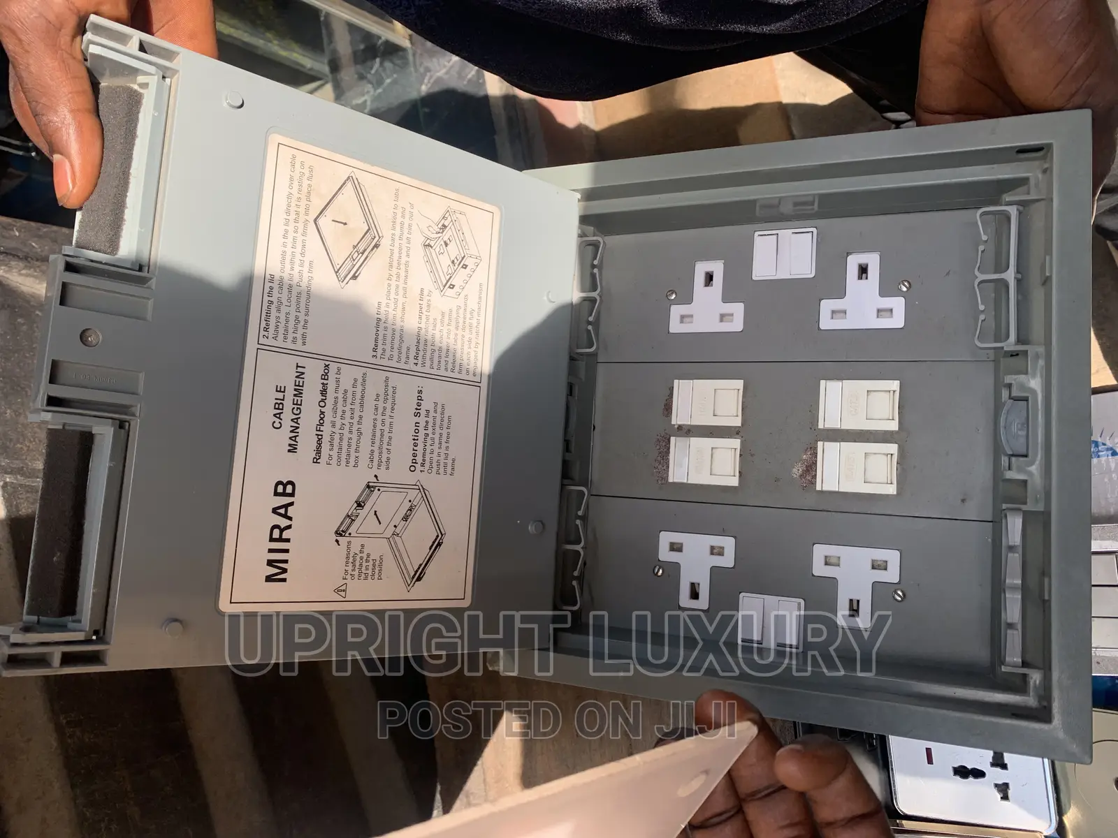 4 Point With 4 Data Points Ground Socket