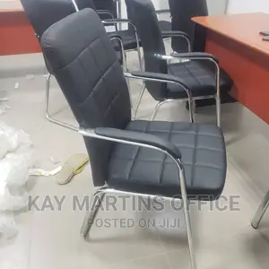 Visitor's Chair With Drift Line Pattern
