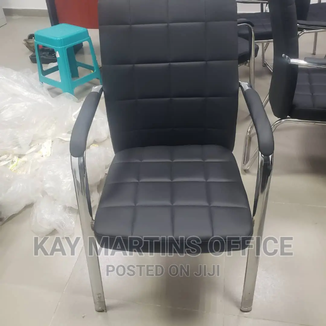 Visitor's Chair With Drift Line Pattern