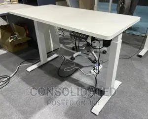 Electric Adjustable Gaming and Studio Table 1.4metres