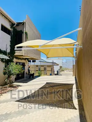 002 Carport