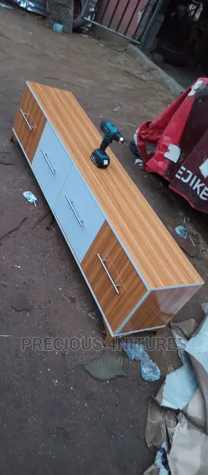 6ft TV Console