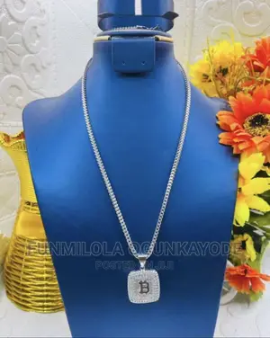 Quality Sliver Chain And Pendant..