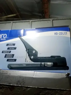 Exclusive Heavy Duty Kangaroo Stapler. 23l17.