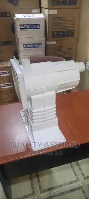 Small Pool Skimmer