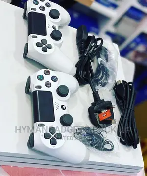 Sparkling White Grade a London Used Ps4 Pro ITB With 2pads