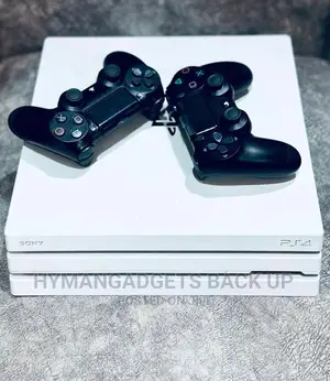 Sparkling White Grade a London Used Ps4 Pro ITB 2 SMART PAD