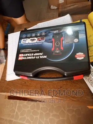 Rechargeable Battery Car Jumpstarter With Tyre Pump