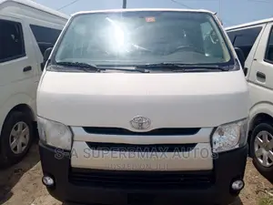 Toyota HiAce 2008 White