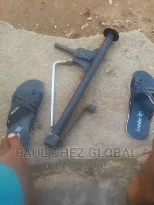 Mercedes Benz Jack for C180 With Wheel Sparner