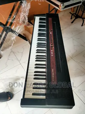 Roland Ep-77 Piano