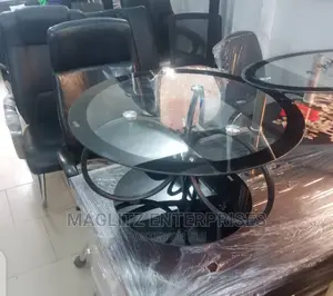 Quality Glass Round Table