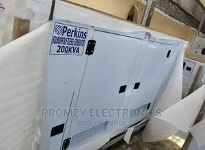 200kva Perkins England Diesel Soundproof Generator 100%