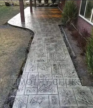 003 Concrete Floor