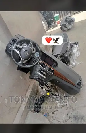 Mercedes-Benz Dashboard Available