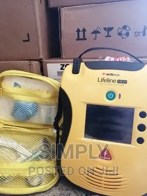Lifeline Defibrillator