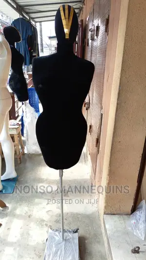 Fully Pinnable Size 12 Black Body Dressform
