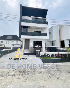 5bdrm Duplex in Ikota for sale