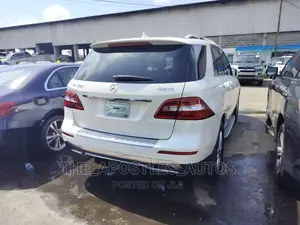 Mercedes-Benz M Class 2015 White