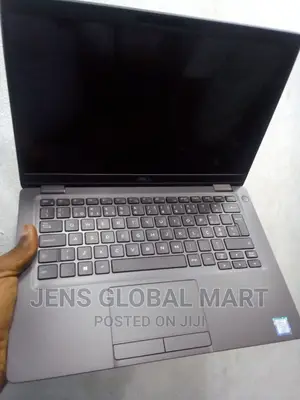Laptop Dell Latitude 5300 8GB Intel Core I7 SSD 256GB