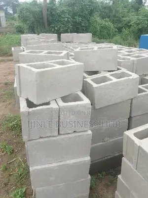 Stonedurst Blocks Available for on-Site Molding