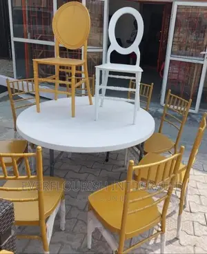 Chiavari Event Chair Available in Gold and Silver.