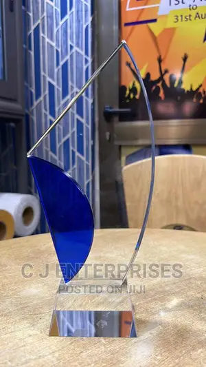 Glass Award Plaque R45