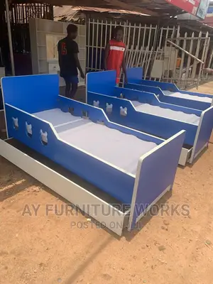 Children Beddings With a Side Drawer
