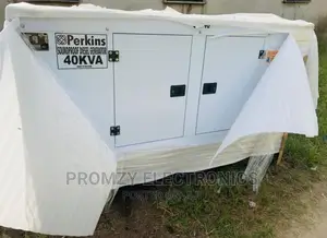 (40kva) Perkins England Diesel Soundproof Gen 100% Copper