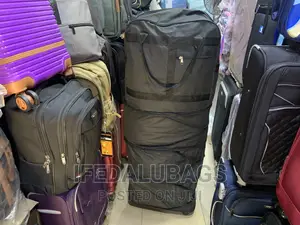 Biggest Size Weightless Collapse-Able Bag With 5 Wheels