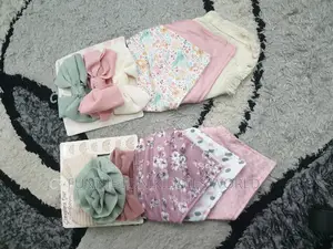 Set of Hair Band and Bibs for Children