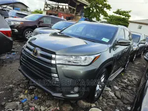 Toyota Highlander 2017 Green