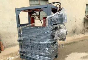 Bailing Machine