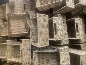 10 X 10 Inches Rattan Basket Hamper Basket. MOQ: 10pcs
