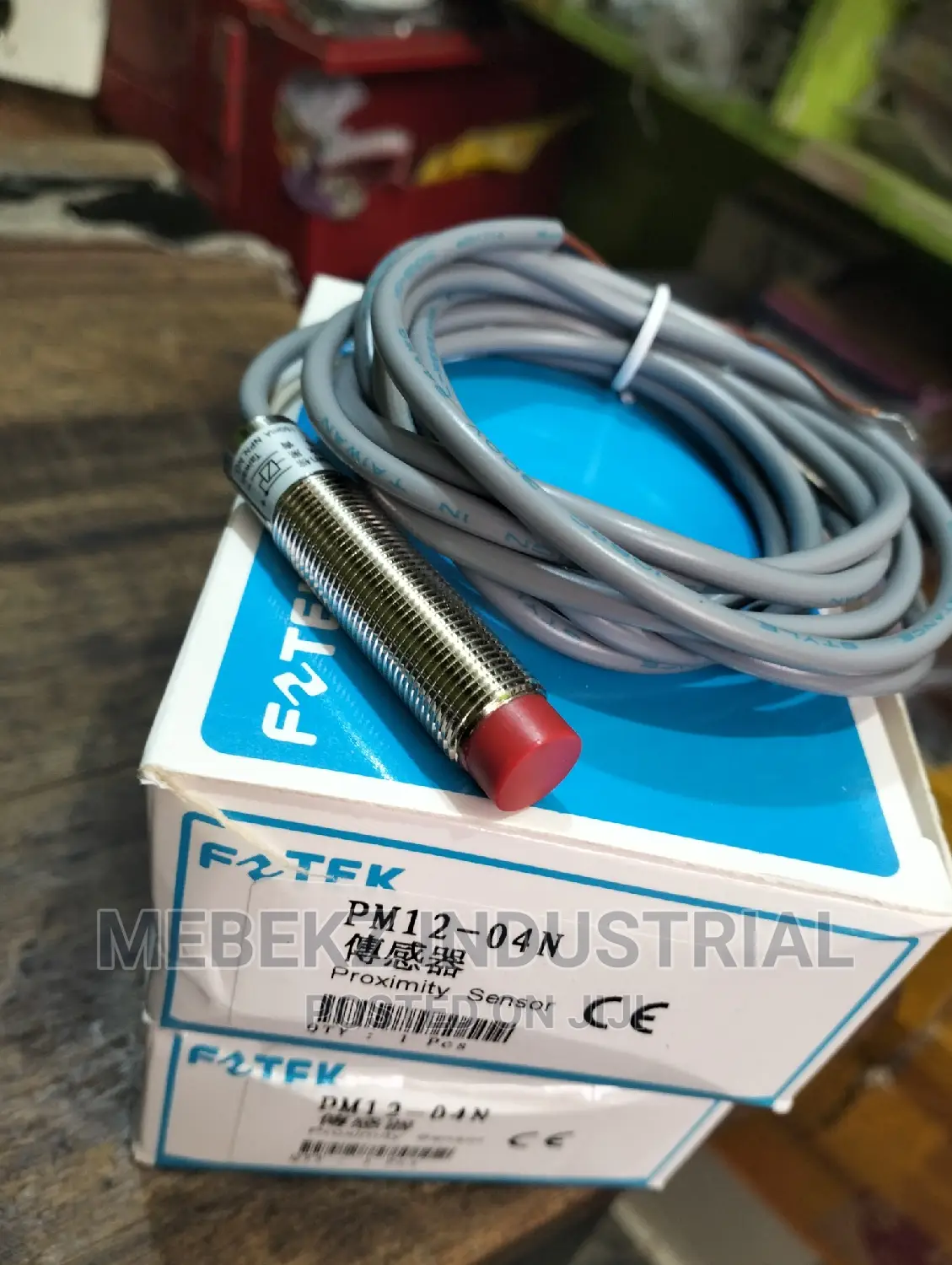 Fotek Proximity Sensor PM12-04N,PM12-04P