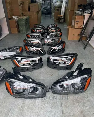 Mercedes-Benz Glk,E350,C300,Cla,Glc,ML350,Gle Headlights