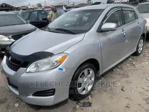 Toyota Matrix 2010 Silver